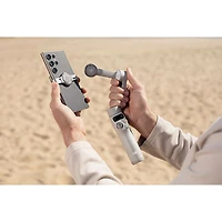 Stabilisateur à cardan Osmo Mobile 7 de DJI pour téléphone intelligent - Gris pâle