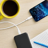 Câble tissé USB-C à Lightning de 1,8 m (5,9 pi) de Best Buy Essentials (BE-MCA6CLW-C) - Exclusivité Best Buy