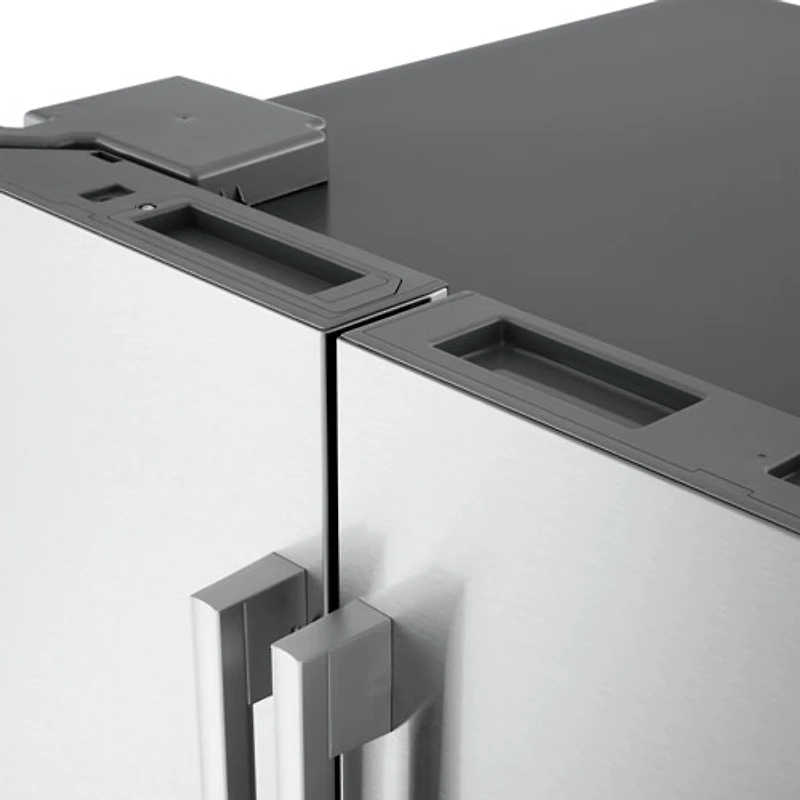 Réfrigérateur à deux portes 24,5 pi³ 33 po avec distributeur d'eau et de glaçons de LG (LF25H6330S) - Inox