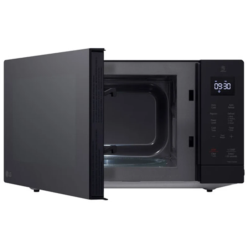 Four à micro-ondes de comptoir 1,1 pi3 de LG Pi (MSER1130B) - Noir