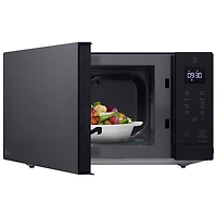 Four à micro-ondes de comptoir 1,1 pi3 de LG Pi (MSER1130B) - Noir