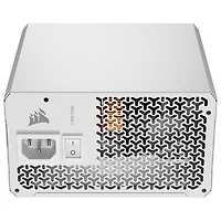 Bloc d'alimentation entièrement modulaire ATX 3.1 de 750 W RM750e de Corsair - Blanc