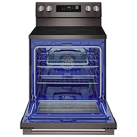 Cuisinière électrique autonome à 5 éléments avec convection véritable et friture à air chaud 6,3 pi³ 30 po de LG (LREN6323ZE) - Inox noir