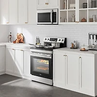 Cuisinière électrique autonome 6,3 pi³ 30 po de Midea (MER30B14ASTC) - Acier inoxydable
