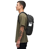 Incase Designs Crosstown 16" 20L Laptop Day Backpack - Black
