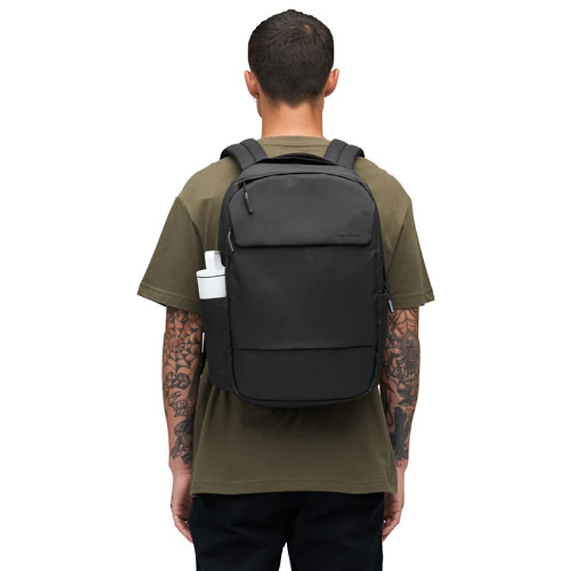 Incase Designs Crosstown 16" 20L Laptop Day Backpack - Black