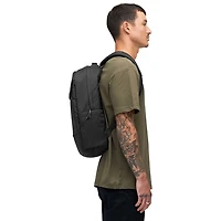Incase Designs Crosstown 16" 20L Laptop Day Backpack - Black