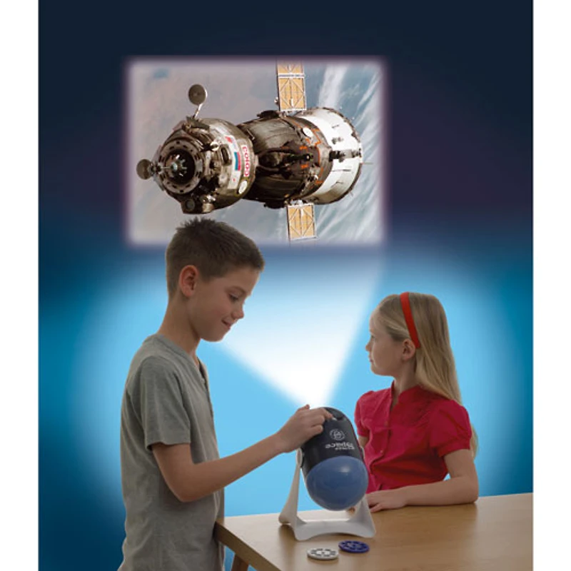 Projecteur et planétarium pour la maison Deep Space de Brainstorm