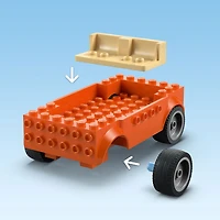 LEGO Bluey: Bluey's Beach & Family Car Trip - 133 Pieces (11202)