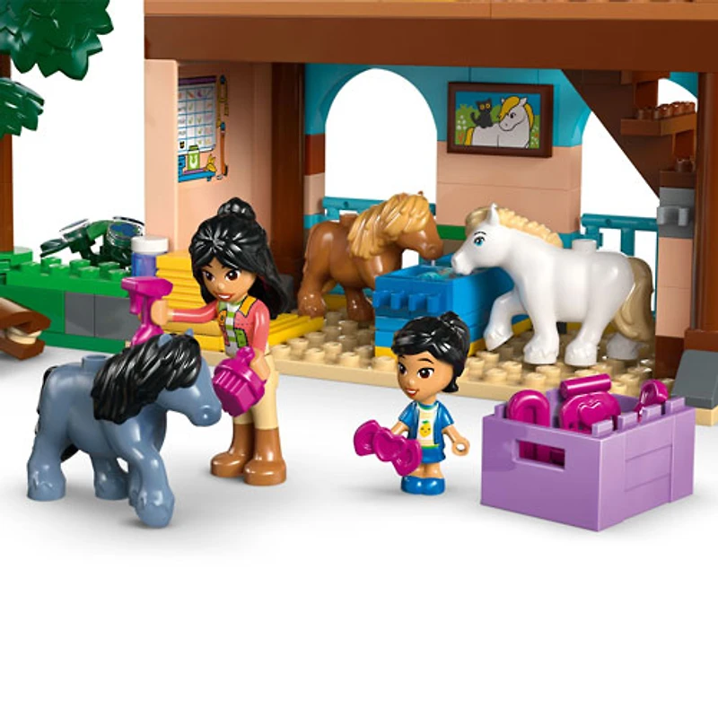 LEGO Friends : Le ranch des poneys et l'écurie - 727 pièces (42654)