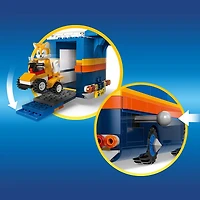 LEGO Sonic the Hedgehog: Team Sonic Command Truck - 747 Pieces (77006)