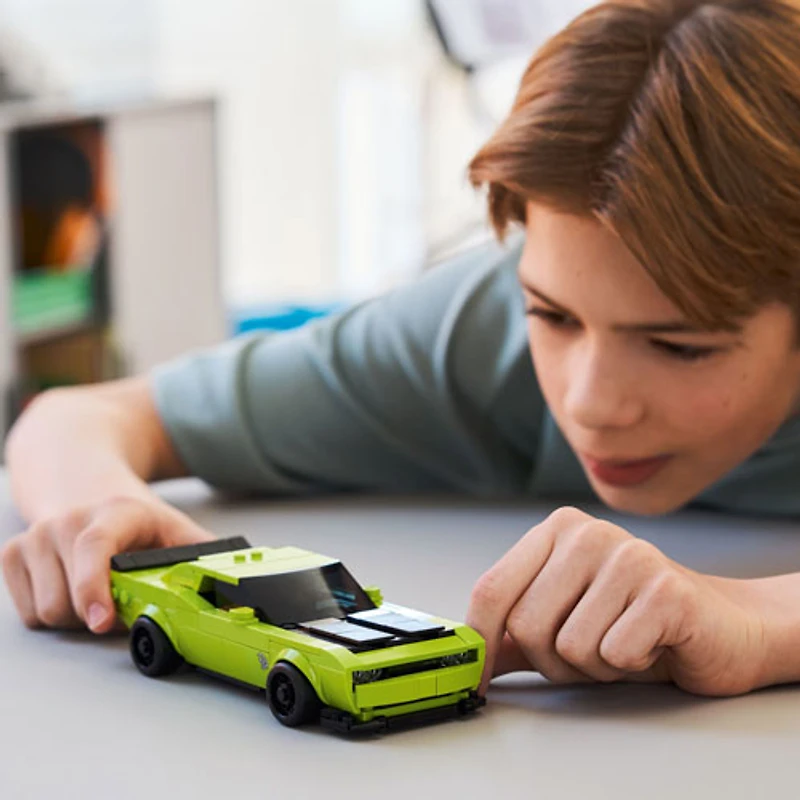 LEGO Speed Champions : La voiture sport Dodge Challenger SRT Hellcat - 390 pièces (77237)
