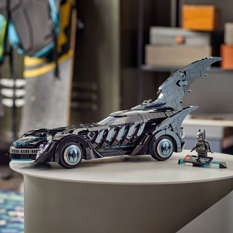 LEGO Batman: Batman Forever Batmobile - 909 Pieces (76304)