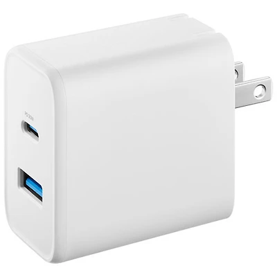 Chargeur mural pliable USB-A/USB-C de 32 W d'Insignia (NS-WALL32W1C1AW-C) - Blanc