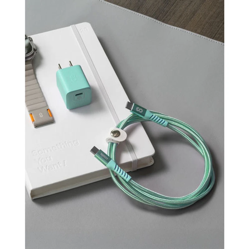 Câble tissé USB-C de 1,2 m (3,94 pi) Vibrance de LOGiiX - Sarcelle