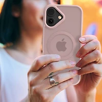 tui rigide ajusté Velocity d'Incipio avec MagSafe pour iPhone 17