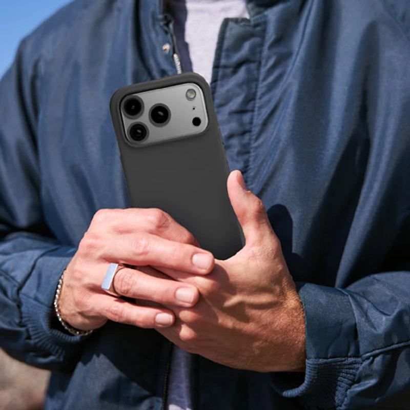 Incipio Sensor Fitted Hard Shell Case with MagSafe for iPhone 17 Pro - Black