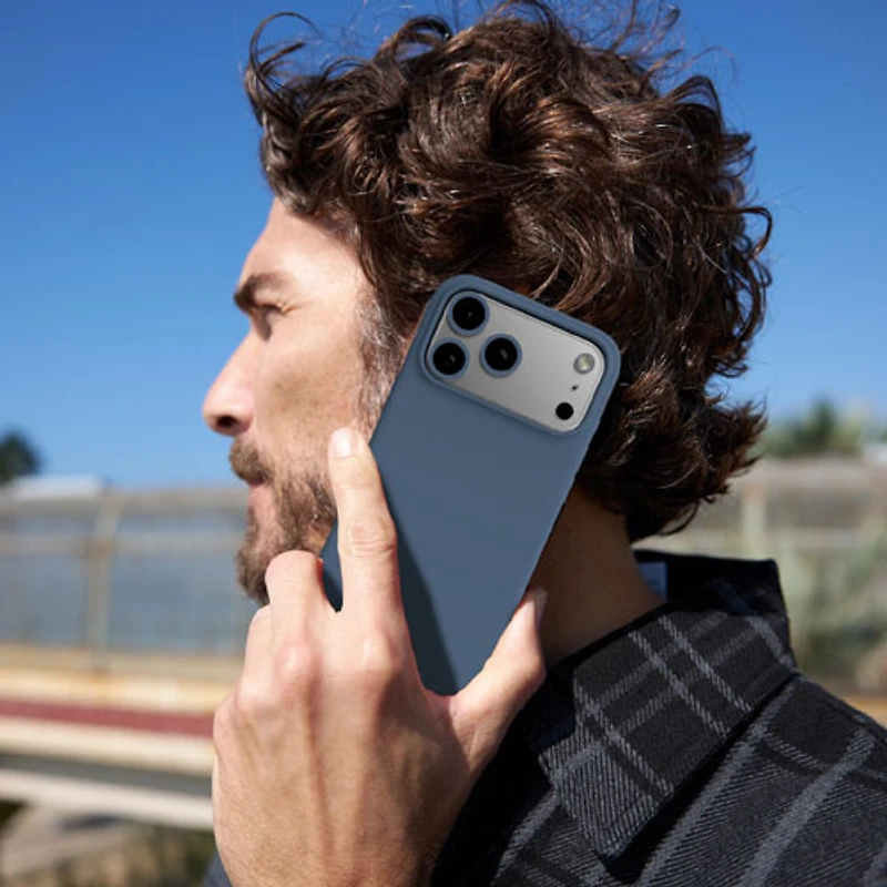 Étui rigide ajusté Sensor d'Incipio avec MagSafe pour iPhone 17 Pro Max - Bleu marine