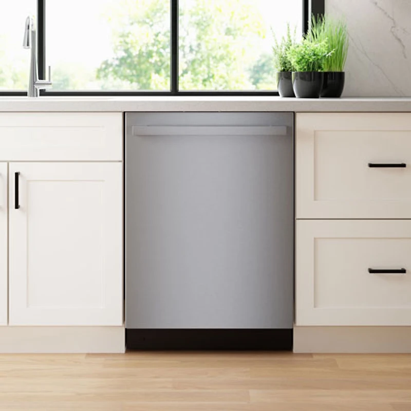 Bosch 500 Series 24" 44dB Built-In Dishwasher with Stainless Steel Tub & Third Rack (SHX65DM5N) - Stainless