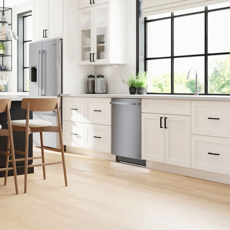 Bosch 300 Series 24" 46dB Built-In Dishwasher with Stainless Steel Tub & Third Rack (SHX53DM5N) - Stainless