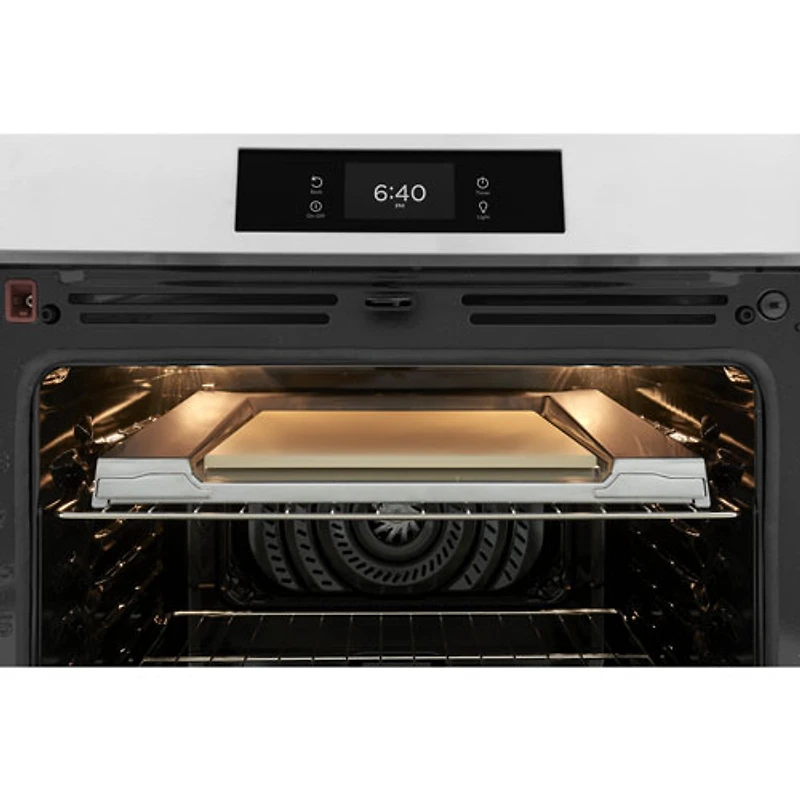Cuisinière à induction à 5 éléments 30 po 6,2 pi³ Gallery de Frigidaire avec fonction de pizza cuite sur pierre (GCFI307CBF) - Acier inoxydable