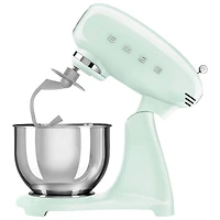 Batteur sur socle à tête inclinable Années 50 de Smeg - 5 pte - 800 W - Vert pastel