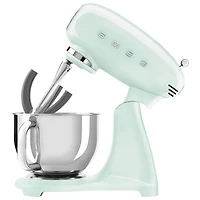 Batteur sur socle à tête inclinable Années 50 de Smeg - 5 pte - 800 W - Vert pastel