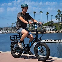 Haut-parleur de fête Bluetooth sans fil à l'épreuve des éclaboussures Pop de JLab - Bleu marine