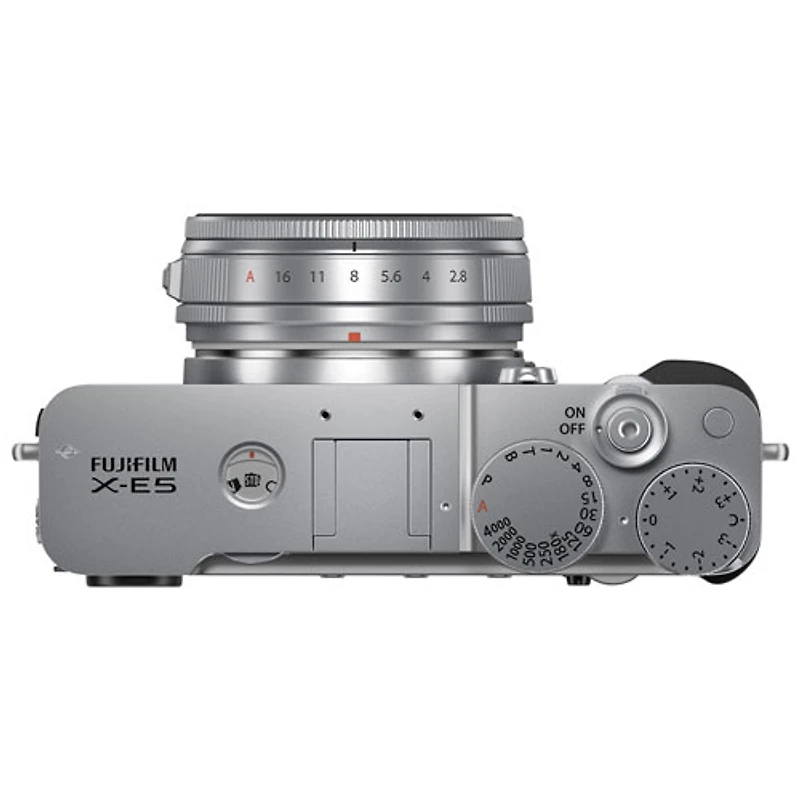 Appareil photo sans miroir X-E5 de Fujifilm à objectif XF 23 mm f/2,8 R WR - Argenté