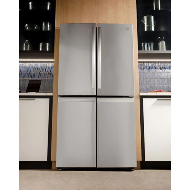 Réfrigérateur à 4 portes 28,4 pi³ 36 po avec distributeur d'eau Profile (PAD28BYTFS) - Acier inoxydable