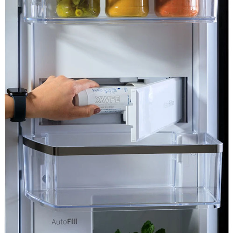 Réfrigérateur à 4 portes 28,4 pi³ 36 po avec distributeur d'eau Profile (PAD28BYTFS) - Acier inoxydable