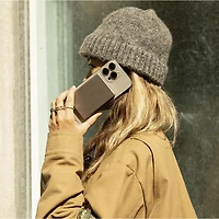 Chargeur portable magnétique de 5000 mAh Active de Native Union - Grès