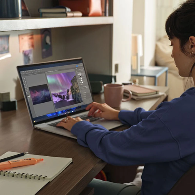 Portable Copilot+ PC DELO de 16 po OmniBook 5 de HP - Argent glacier (Snapdragon X/RAM 16 Go/SSD 512 Go/Windows 11)
