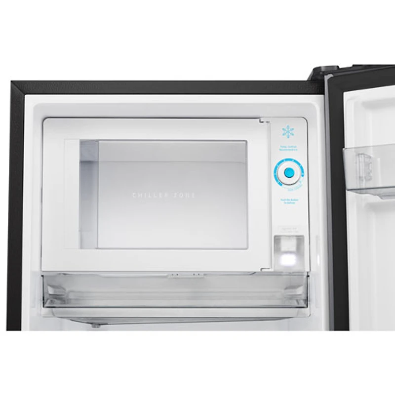 Réfrigérateur de bar autonome de 6,3 pi³ de Hisense (RC63C1GSE) - Argenté