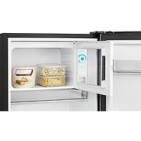 Réfrigérateur de bar autonome de 6,3 pi³ de Hisense (RC63C1GSE) - Argenté