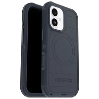 OtterBox Defender Series Pro Fitted Hard Shell Case for iPhone 17