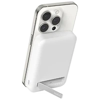 Belkin BoostCharge Pro Magnetic mAh Power Bank with Qi2 15W Charging + Cable