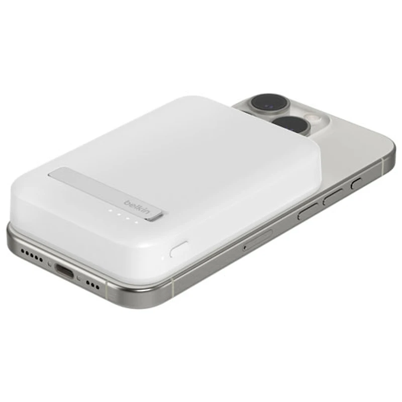 Belkin BoostCharge Pro Magnetic mAh Power Bank with Qi2 15W Charging + Cable