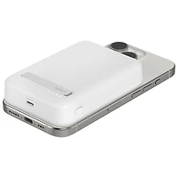 Belkin BoostCharge Pro Magnetic 10000 mAh Power Bank with Qi2 15W Charging + Cable - White