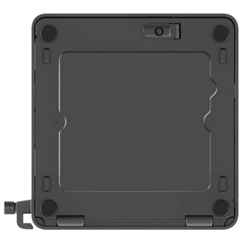 Mini-PC NUC 15 Pro d'ASUS (processeur Core 5 100U d'Intel)