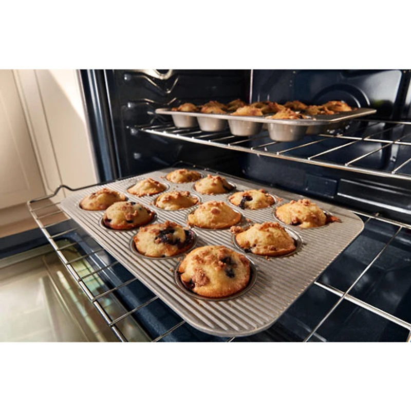 Cuisinière électrique autonome à 5 éléments avec ventilateur à convection et friture à l'air 5,3 pi³ 30 po Whirlpool (YWFES4530SW) - Blanc