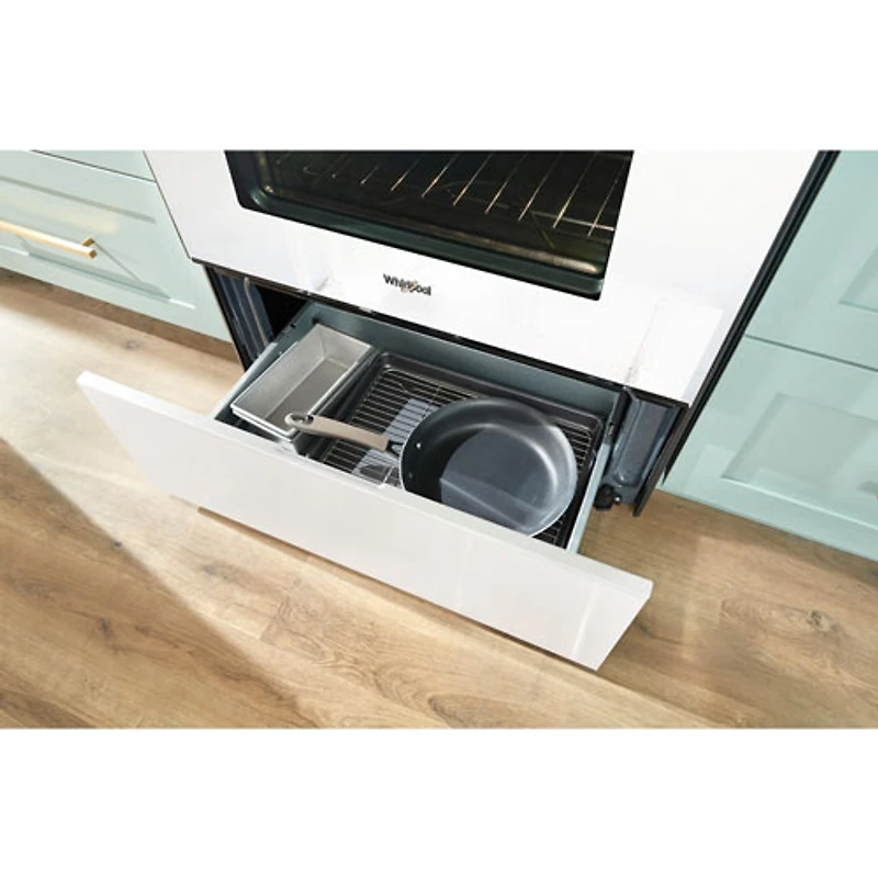 Cuisinière électrique autonome à 5 éléments avec convection véritable et friture à l'air 5,3 pi³ 30 po de Whirlpool (YWFES7030SW) - Blanc