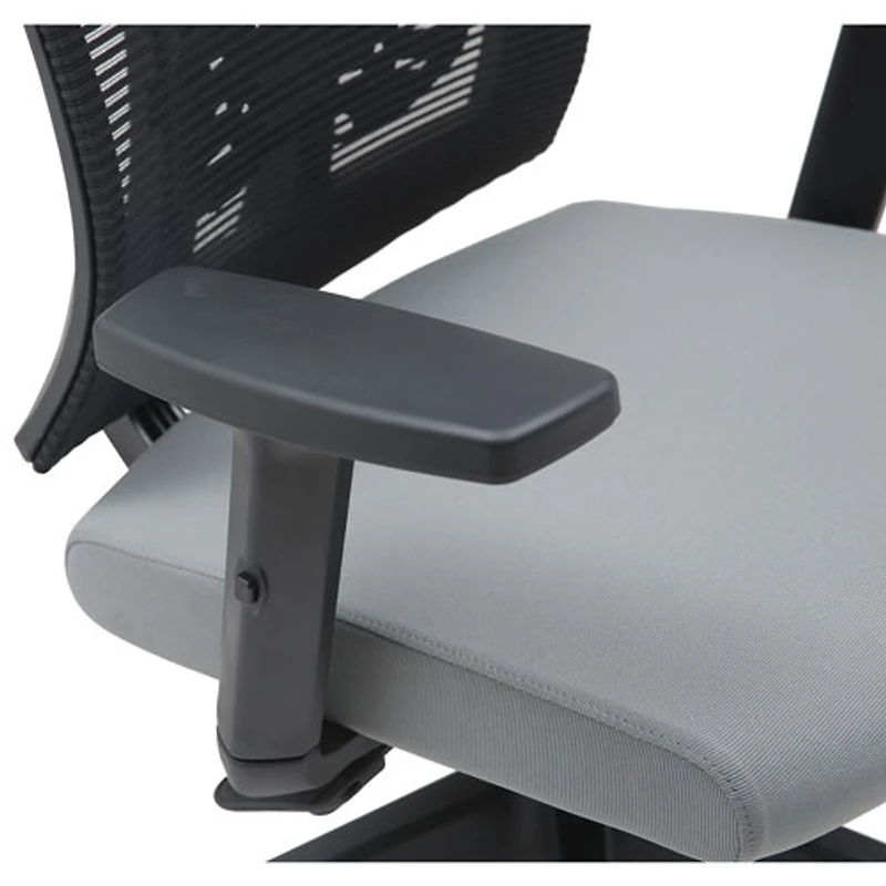 Fauteuil de bureau ergonomique à dossier haut en tissu Milo de Brassex - Gris