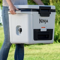 Ninja FrostVault Wheeled Cooler with Dry Zone - 29L (30 Qt) - Cloud White
