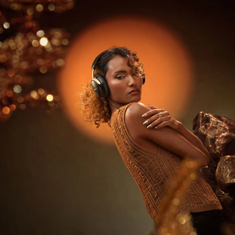 Casque d'écoute Bluetooth à suppression du bruit QuietComfort Ultra (2e génération) de Bose - Doré désert