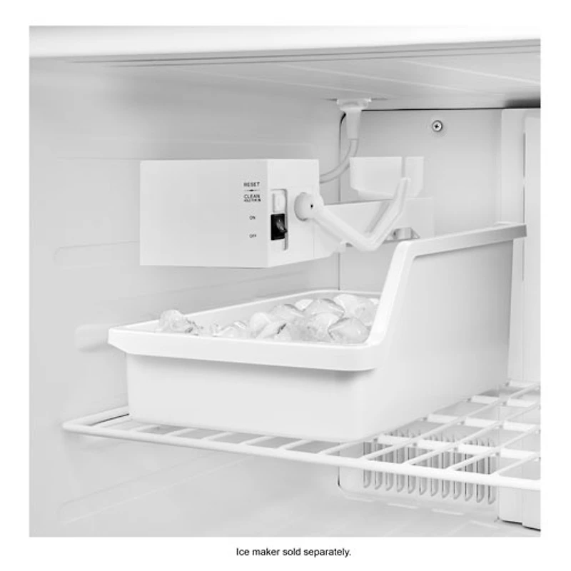 Réfrigérateur congélateur sup. 20,5 pi³/30 po d'Insignia (NS-RTM20SS3-C) - Inox - Exclusivité Best Buy