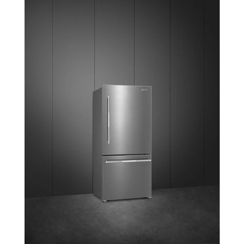 Réfrigérateur à congélateur inférieur 16,1 pi³ 30 po de Smeg (BM30URXI) - Acier inoxydable