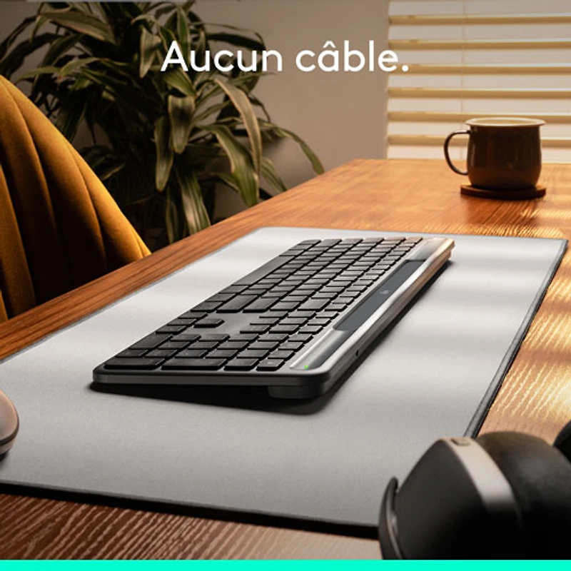 Logitech Signature Slim Solar+ Bluetooth Keyboard - Graphite - English