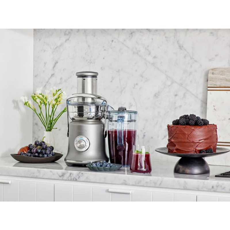 Remis à neuf (Bon état) - Centrifugeuse Juice Fountain Cold XL de Breville - Acier inoxydable brossé - Réusiné par Breville