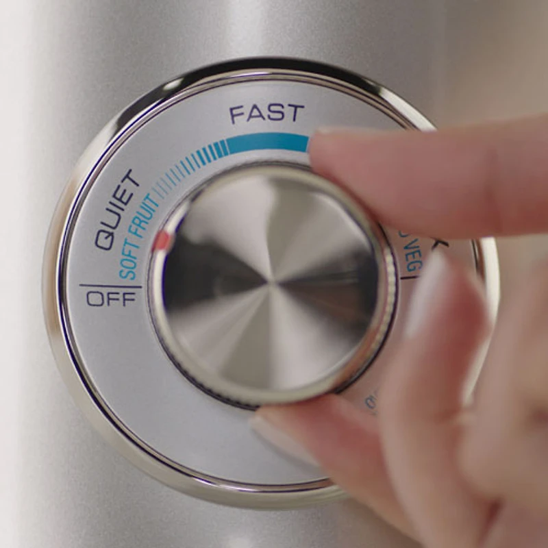 Remis à neuf (Bon état) - Centrifugeuse Juice Fountain Cold XL de Breville - Hickory fumé - Réusiné par Breville